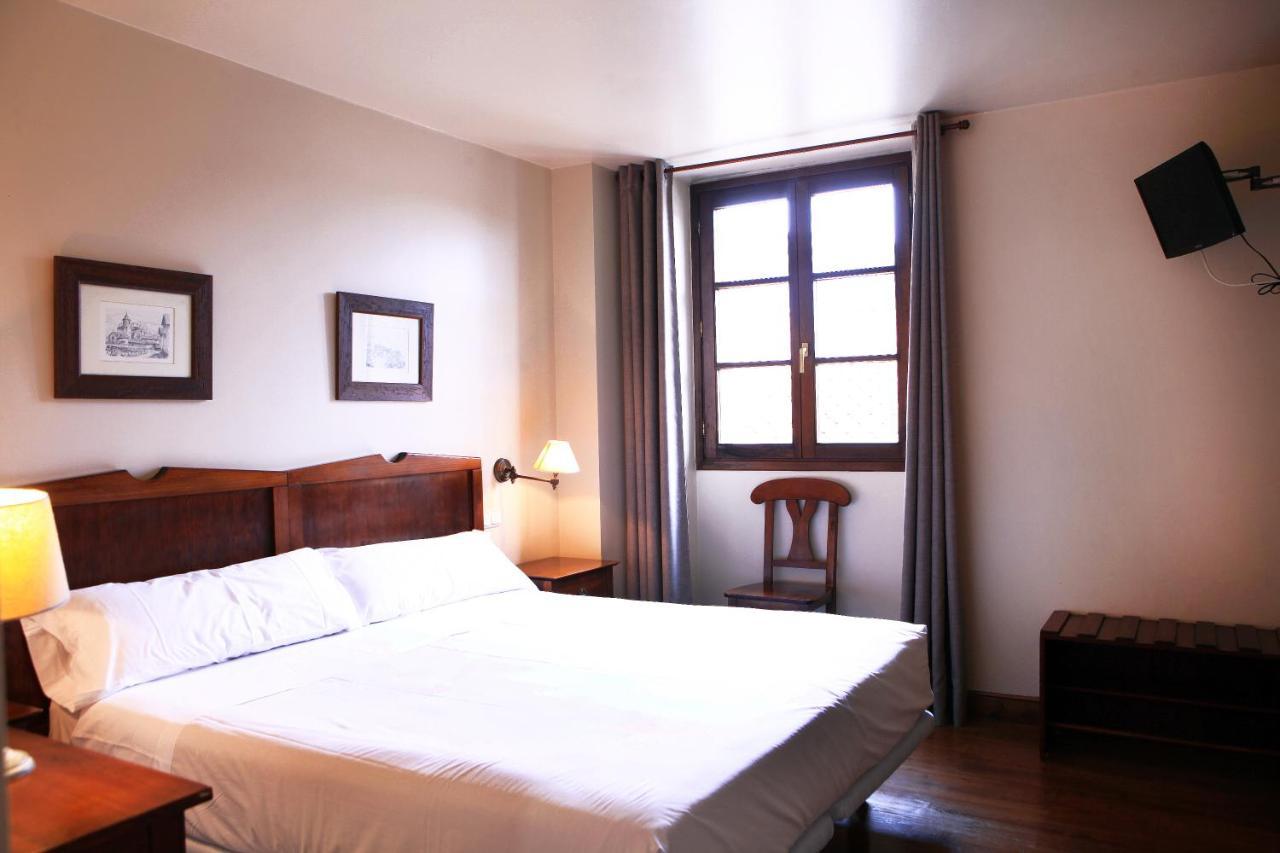Hostal Antxitonea Elizondo Eksteriør billede